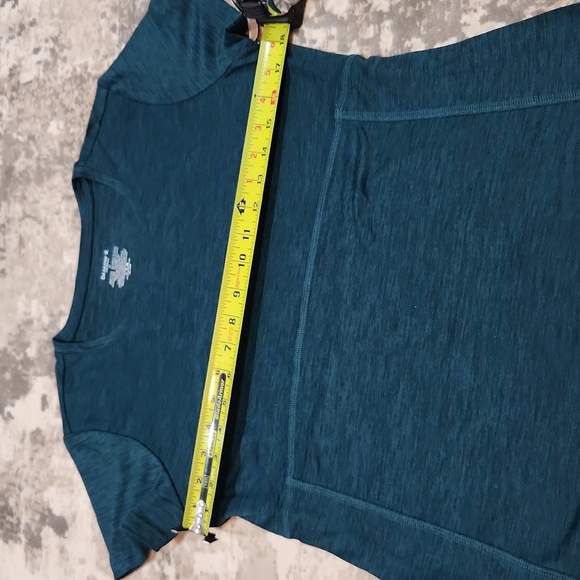 Performance T-Shirt - Picture 8 of 11